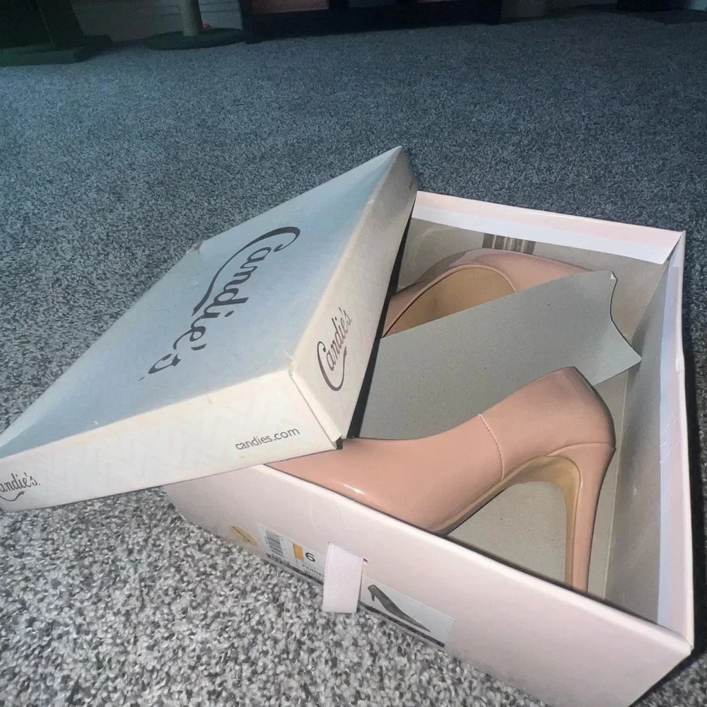 Candies pumps